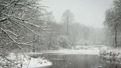 Штормовое предупреждение на 22 ноября объявили в 15 регионах Казахстана