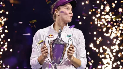 Рыбакина ответила на эмоциональную фразу Соболенко после финала WTA