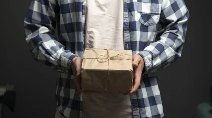 22-летний казахстанец потерял миллионы тенге из-за «посылки»