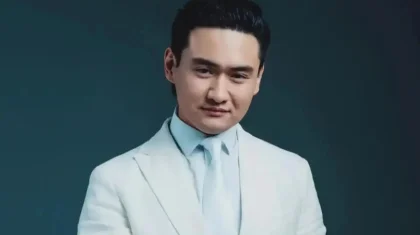 Жена Торегали Тореали впервые показала трогательное видео с дочерью, у которой ДЦП