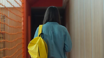 Школьница пострадала в Атырау: возбуждено уголовное дело