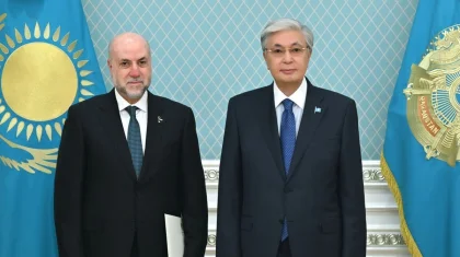 Токаев получил послание от Махмуда Аббаса и пригласил его в Казахстан