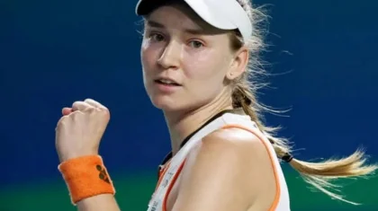 Елена Рыбакина вошла в топ-10 самых высокооплачиваемых теннисисток года