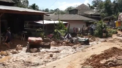 Число жертв наводнения в Индонезии достигло 702