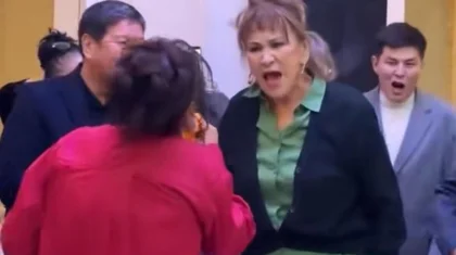 «Гангста-бабки»: Нагима Ескалиева зачитала рэп на казахском тое (ВИДЕО)