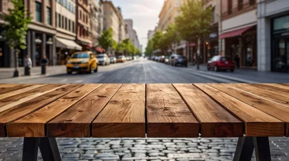 Стол на дороге: работники кафе перекрыли «зебру» ради рекламы в Алматы