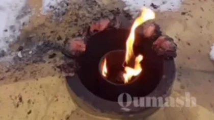 Мужчину, готовившего курицу на Вечном огне, задержали в Риддере (ВИДЕО)