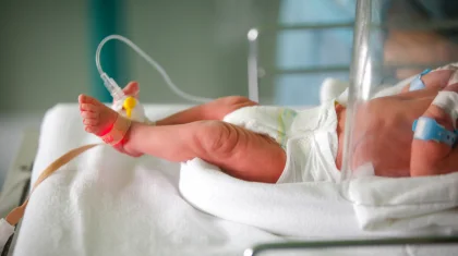 Новорожденный пережил две операции в первые часы жизни в Шымкенте