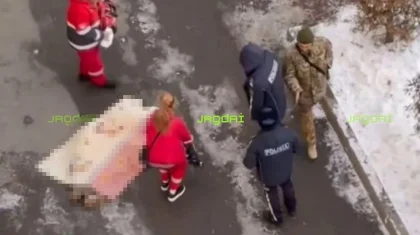 24-летняя девушка выпала с 12-го этажа и разбилась насмерть в Алматы