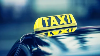 «Миллионы казахстанцев подвергаются риску»: депутаты раскритиковали агрегаторов такси