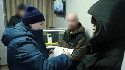 Изъяты больше 600 смартфонов: подозреваемых в нелегальной скупке гаджетов задержали в Астане (ВИДЕО)
