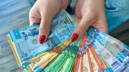 Руководитель ДК выплатила зарплату посторонним на 2,6 млн тенге в Акмолинской области