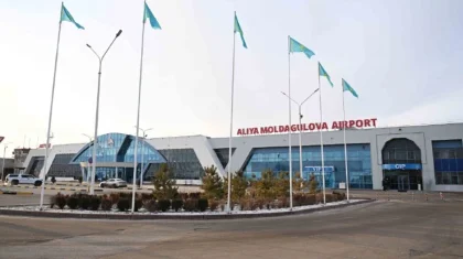 Провожавший пассажиров мужчина устроил скандал в аэропорту Актобе