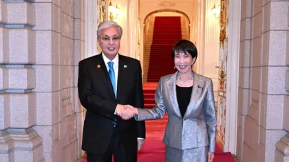 Токаев прибыл во дворец Акасака в Токио (ВИДЕО)