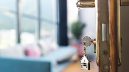 Двух покупателей одной квартиры обманули на 10,5 млн тенге в области Жетысу