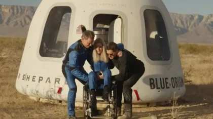 Впервые в космос отправился человек в инвалидной коляске