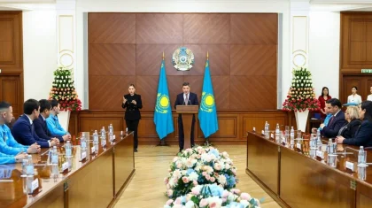 «Бронзу посвящаю президенту»: казахстанских спортсменов наградили за успех на Сурдлимпийских играх в Токио