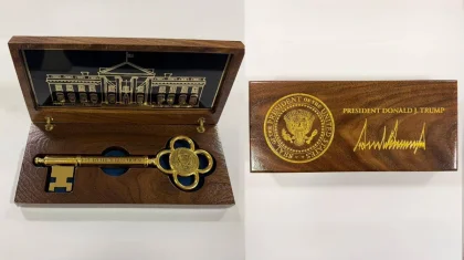 Трамп подарил Токаеву символический ключ от Белого дома