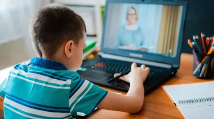 Школьников Костанайской области перевели на дистанционное обучение