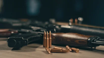 Укравшего оружие из школы рабочего осудили в Акмолинской области