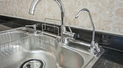 Фиктивные фильтры для воды: 21 казахстанец пострадал от мошенника