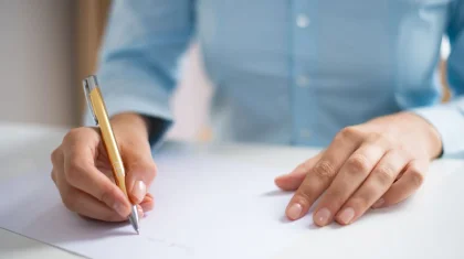 Администрация президента получила 82,5 тысячи обращений за год