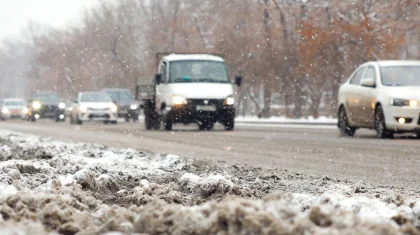 Осадки и сложная обстановка ожидаются на дорогах в 11 областях Казахстана