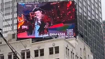 Димаш Кудайберген появился на экранах Times Square в новогоднюю ночь