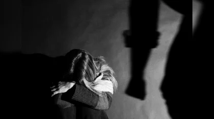 Таскал за волосы, бил палкой: житель Актобе получил срок за избиение сожительницы