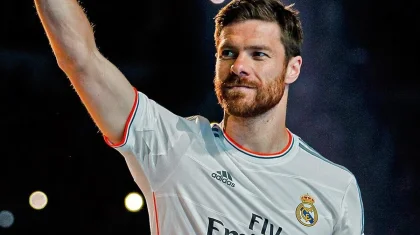 Мадридский «Реал» объявил об уходе главного тренера Хаби Алонсо