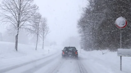 Снегопады и метели: в каких регионах Казахстана осложнится движение на трассах