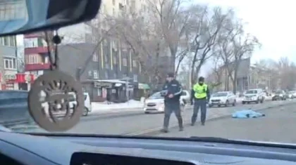 Пешеход погиб на месте: смертельное ДТП произошло в Уральске (ВИДЕО)