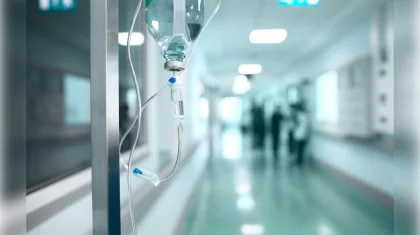 Автобус перевернулся на трассе в Мангистау: в больницу доставили 42 человека