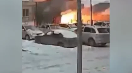 Крыша здания взлетела в воздух: момент взрыва в Хромтау попал на видео