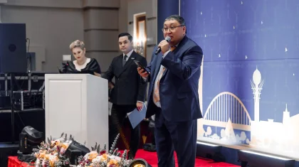 Как шутка над политиками превратилась в самую долгоживущую общественную премию Казахстана