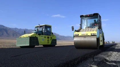 Опасные трассы Казахстана: президент дал старт масштабной реконструкции