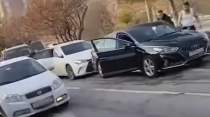 Расправа на дороге: убийством закончилась массовая драка после ДТП в Шымкенте (ВИДЕО)