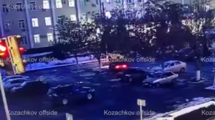 ДТП в Шымкенте закончилось убийством: видео с доставкой тела к больнице появилось в сети