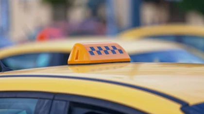 Работу в такси на праворульных автомобилях запретили в Кыргызстане