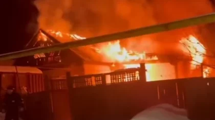 Три человека погибли при пожаре в частном доме в ЗКО (ВИДЕО)