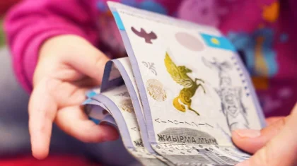 Какую сумму соцвыплат получили казахстанцы в 2025 году