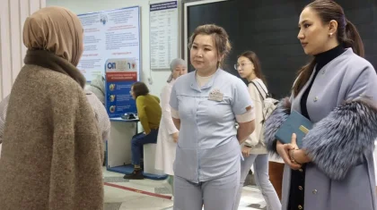 «Кедергісіз келешек»: как партия «AMANAT» улучшает условия труда для людей с инвалидностью