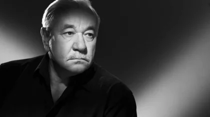 Скончался известный казахстанский актер театра и кино Анатолий Креженчуков