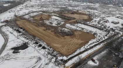 Демонтаж незаконного жилого комплекса начали в Алматы