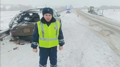 Минивэн из Казахстана попал в ДТП в России: два человека погибли