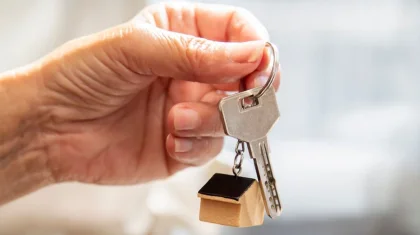 Иностранец незаконно получил соцвыплаты в Павлодарской области и купил квартиру