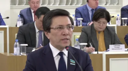 Нуртай Сабильянов объяснил, зачем нужно закрепить национальную валюту в Конституции Казахстана