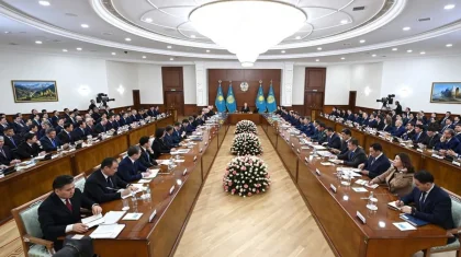 Расширенное заседание правительства началось в Астане
