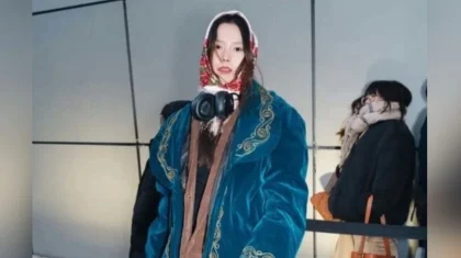 Кыргызская модель появилась в Vogue в чапане дедушки и платке бабушки