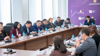 На заседании «SARAP» обсуждались историко-культурное наследие в системе конституционных ценностей Казахстана